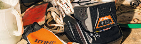 Een Stihl tuinmachine op accu: welke accu moet ik kiezen?