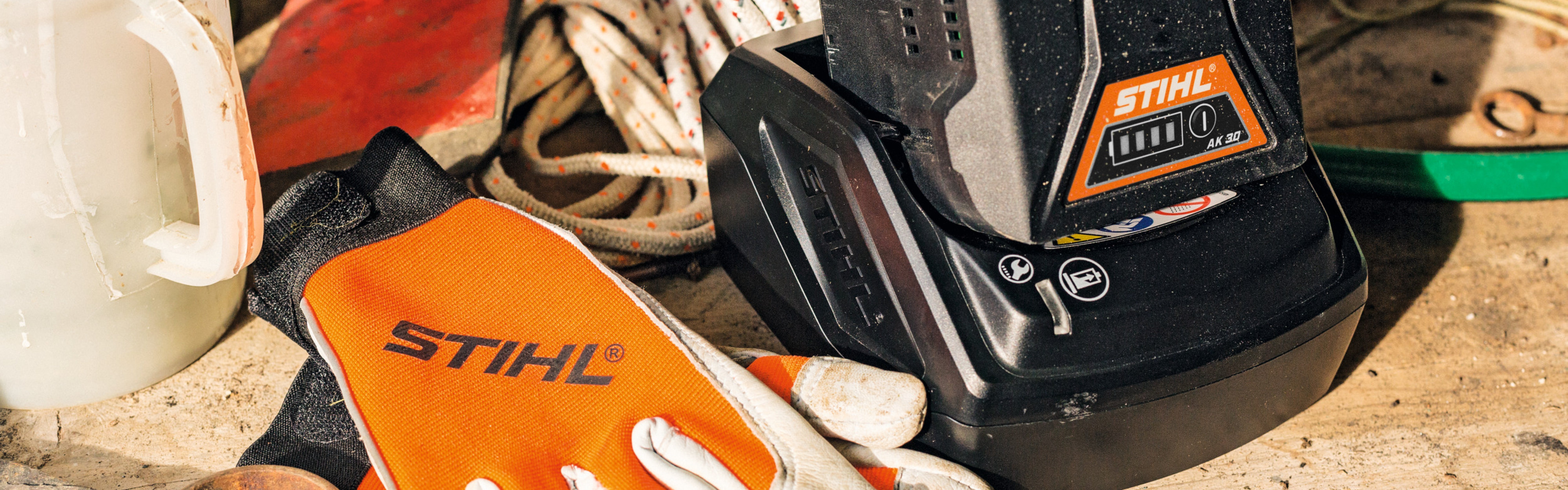 How do you store STIHL batteries correctly and charge them efficiently ...