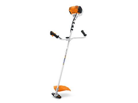 FS 131 Benzine Bosmaaier Met Maaikop & Maaimes - Set Compleet