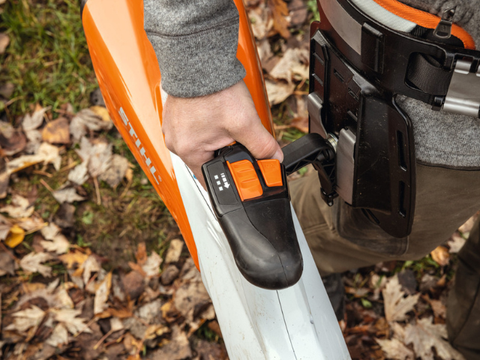 BGA 200 Accu Bladblazer met Draagsysteem - BODY zonder accu en lader