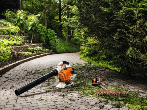 BG 86 Benzine Bladblazer