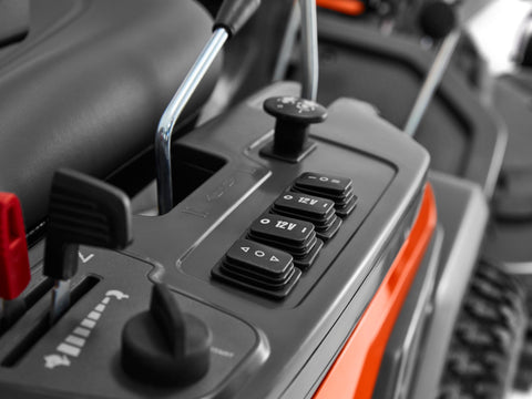 R 420TsX AWD Rider Benzine Frontmaaier - Exclusief Maaidek.